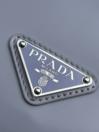 Prada Prada