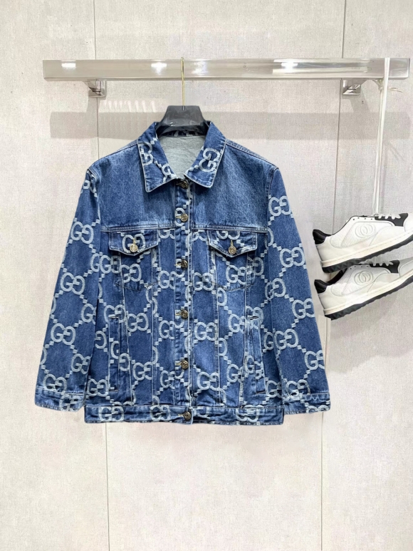 Coats & Jackets Coats & Jackets