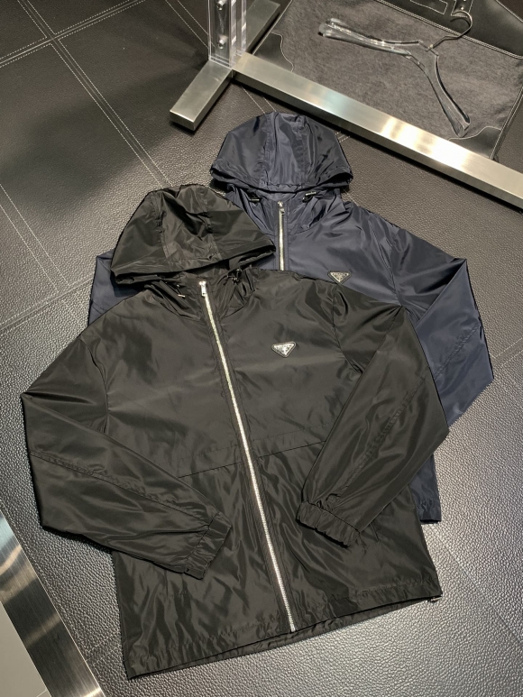 Hoodies & Sweatshirts Hoodies & Sweatshirts