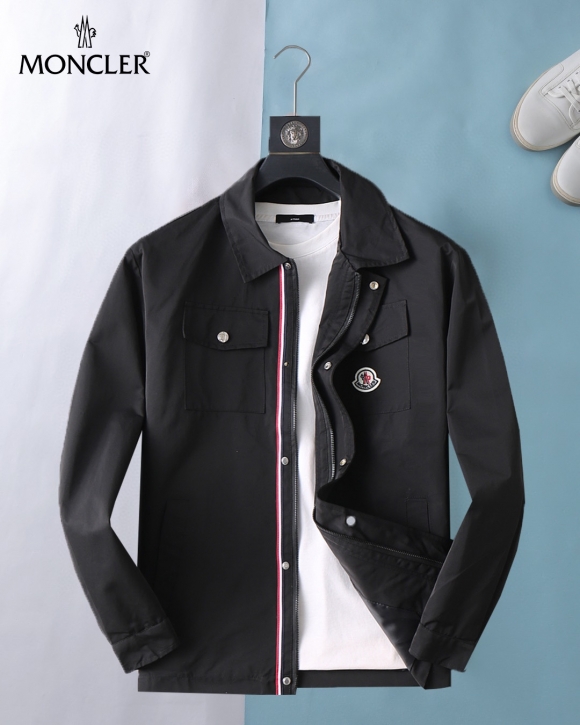 Hoodies & Sweatshirts