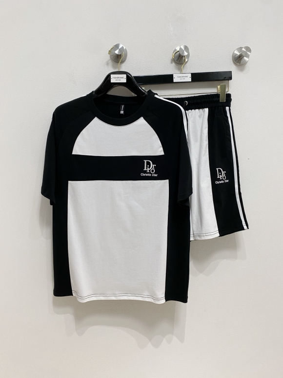 Leisure suit Leisure suit