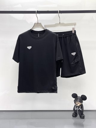 Leisure suit Leisure suit