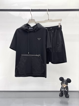 Leisure suit Leisure suit