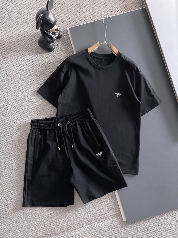 Leisure suit Leisure suit