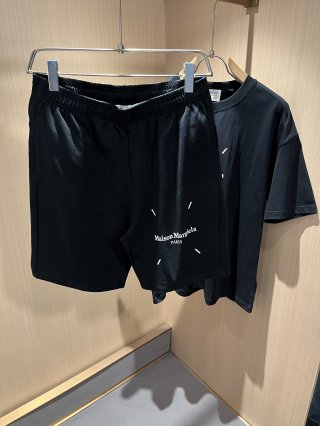 Leisure suit Leisure suit