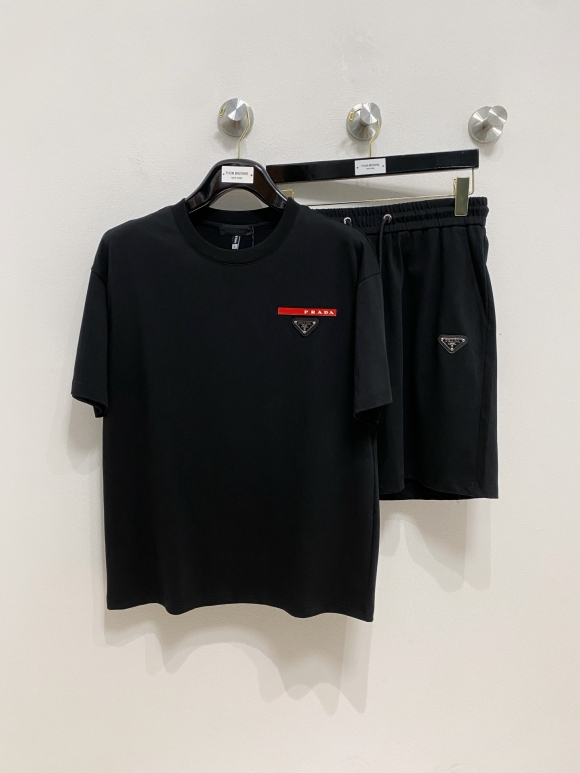 Leisure suit Leisure suit