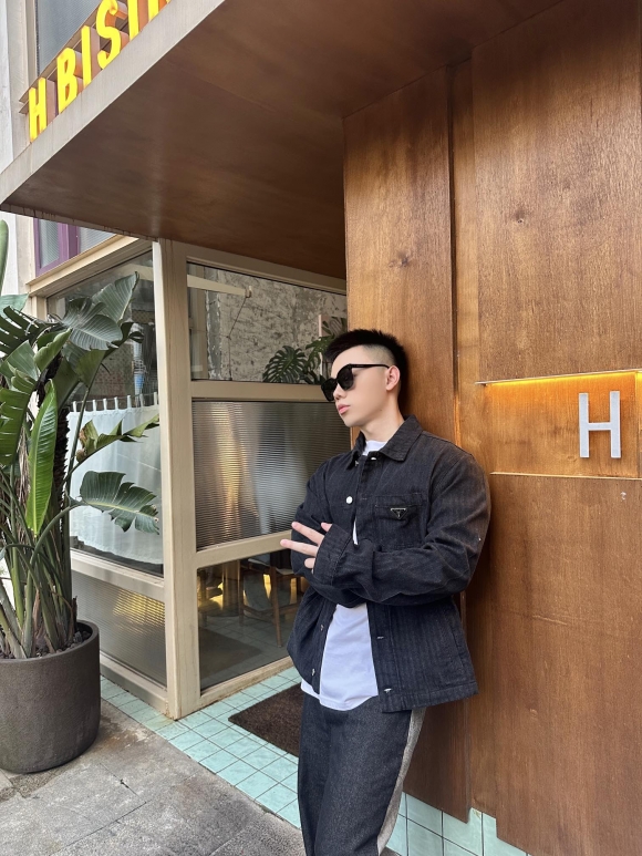 Coats & Jackets Coats & Jackets