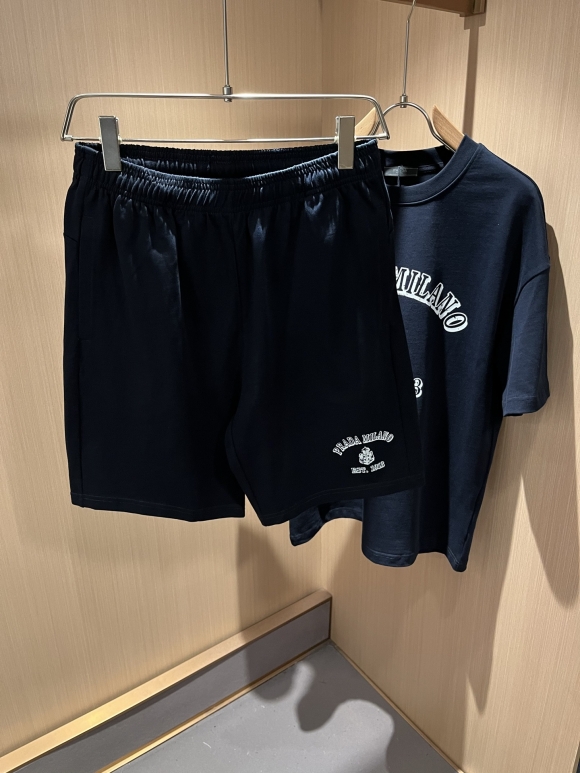 Leisure suit Leisure suit