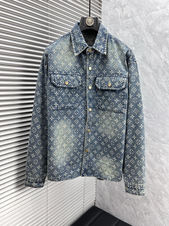 Coats & Jackets Coats & Jackets