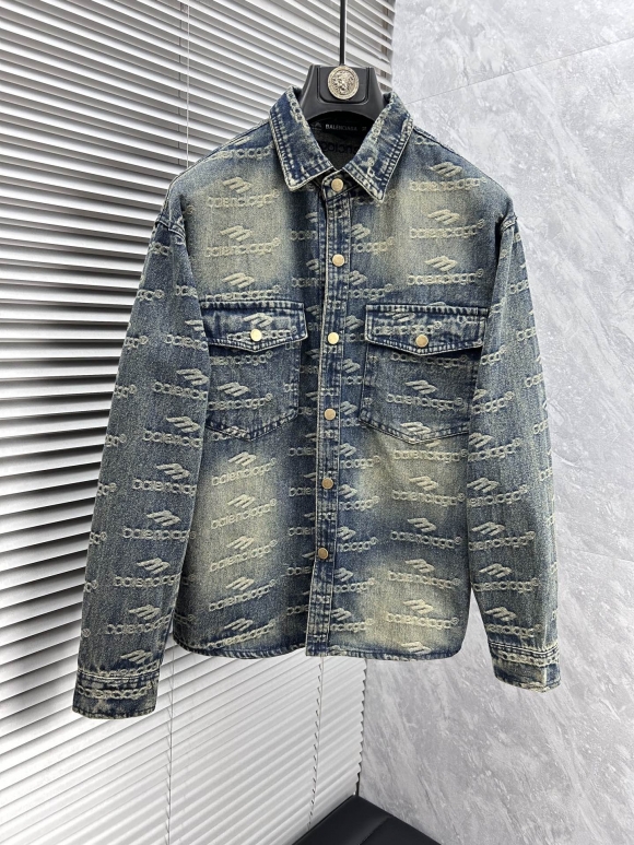 Coats & Jackets Coats & Jackets