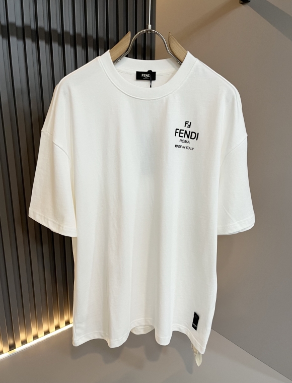 Leisure suit Leisure suit