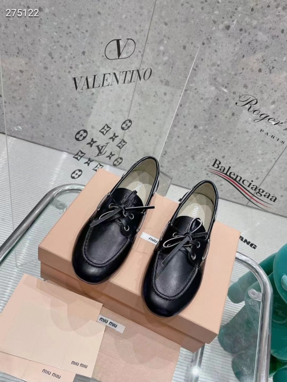 Womens shoes collection