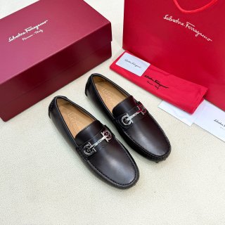 FerragamoSHOES