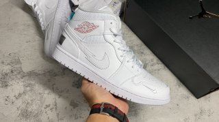 AirJordan1MidSHOES