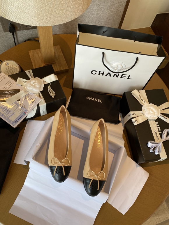 Womens shoes collection