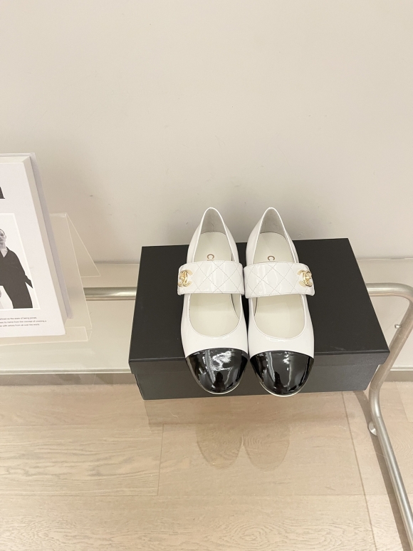 Womens shoes collection Womens shoes collection