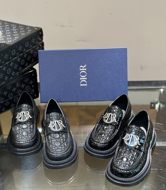 DiorSHOES