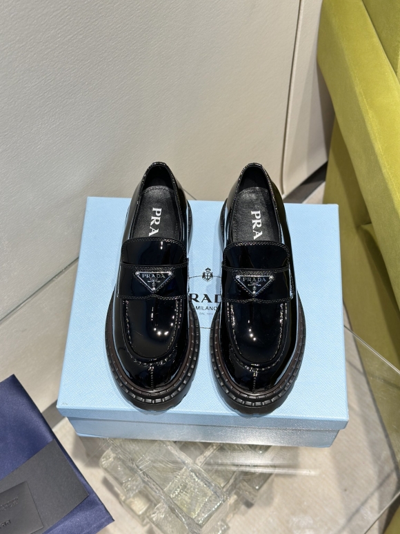 Womens shoes collection