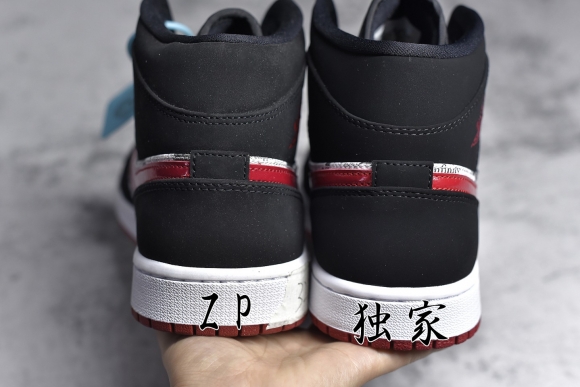 AirJordan1MidSHOES