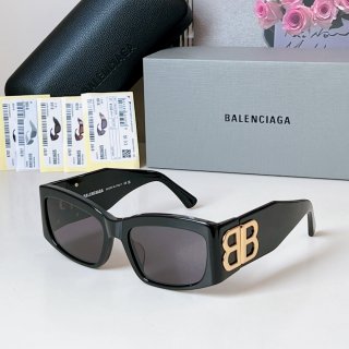 Balenciaga-5