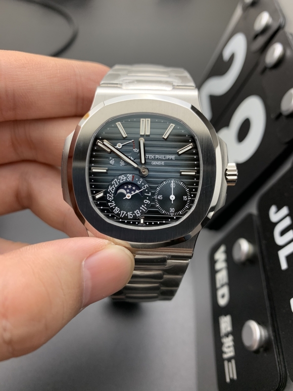 PATEK PHILIPPE