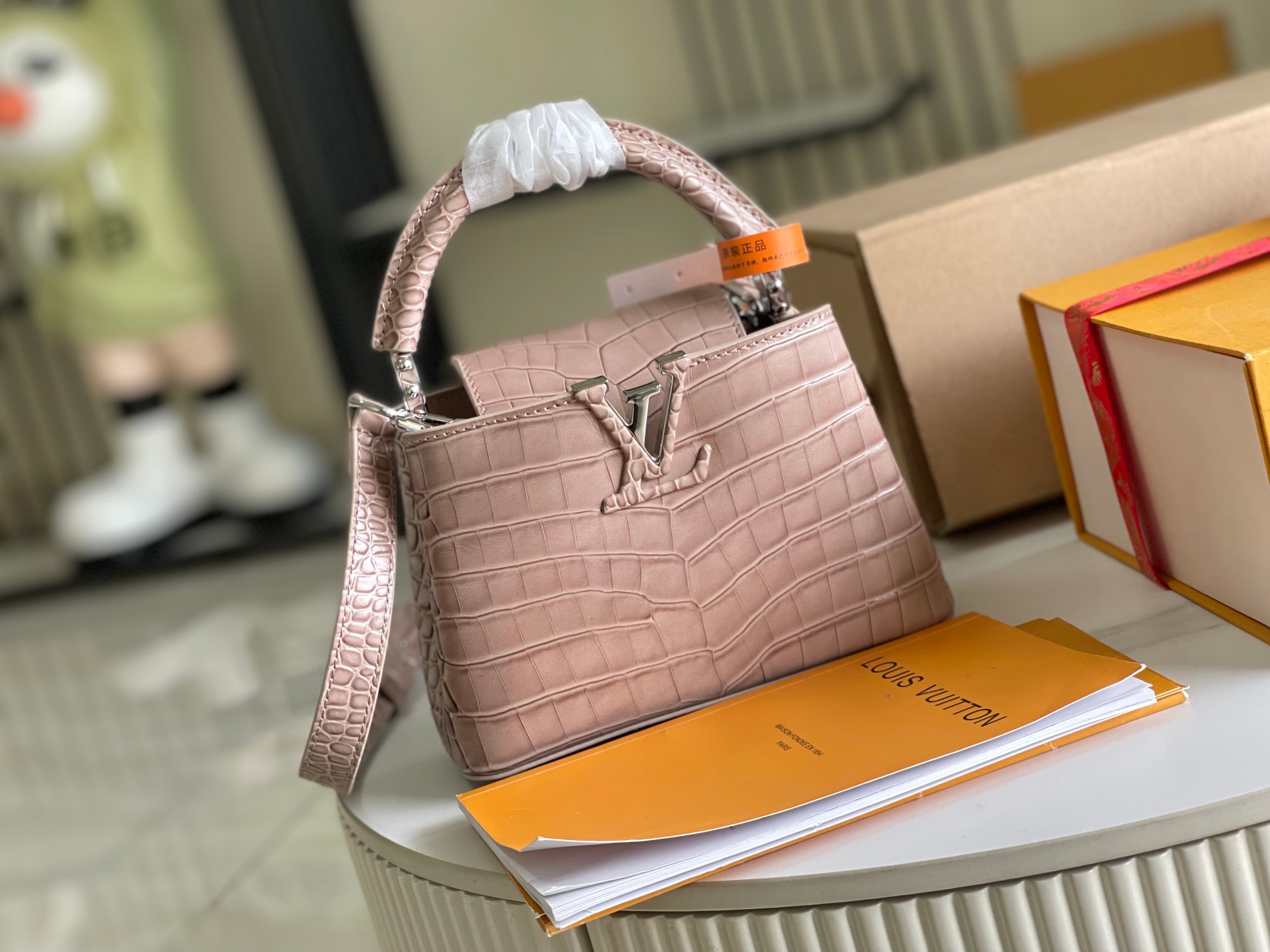 LV