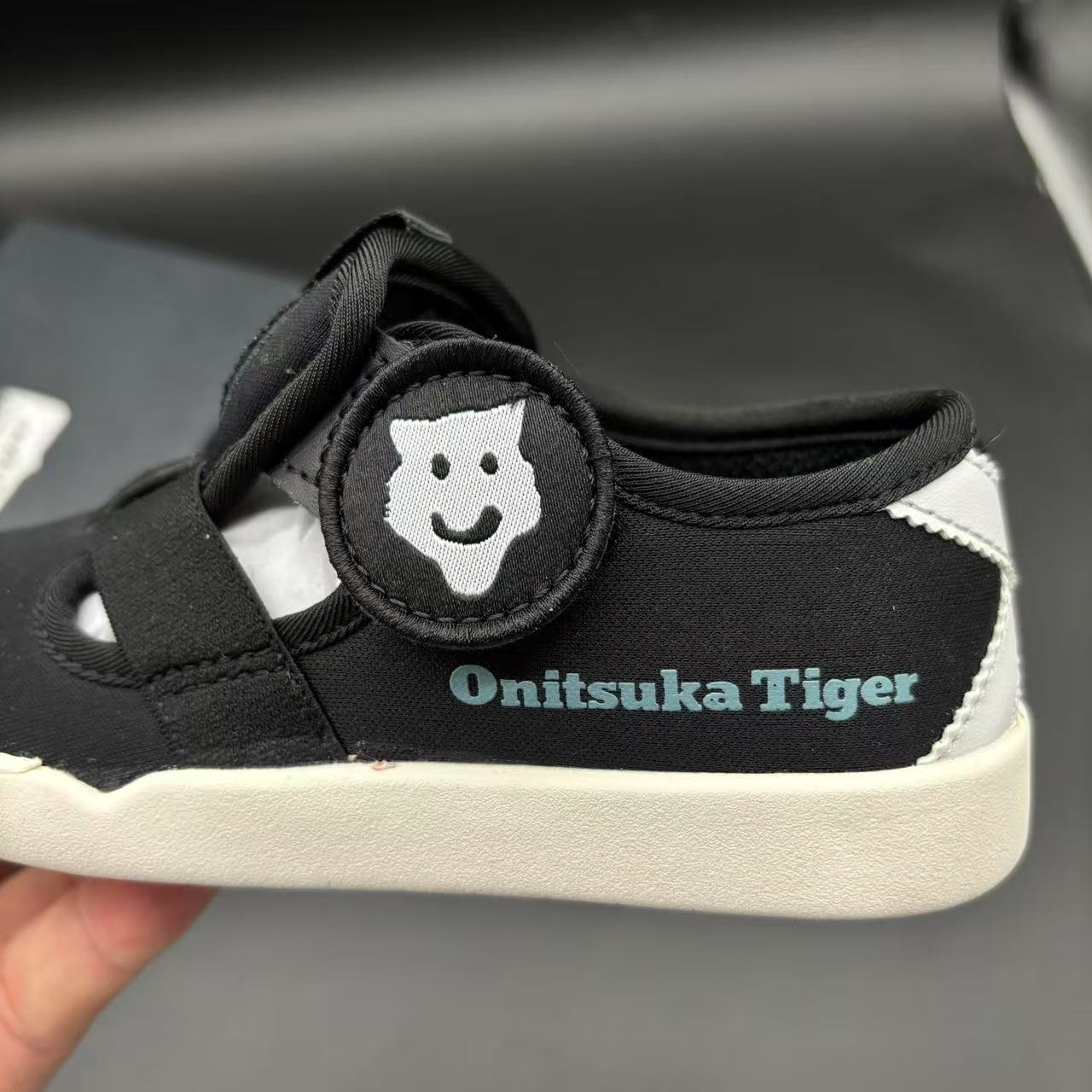 kids shoes