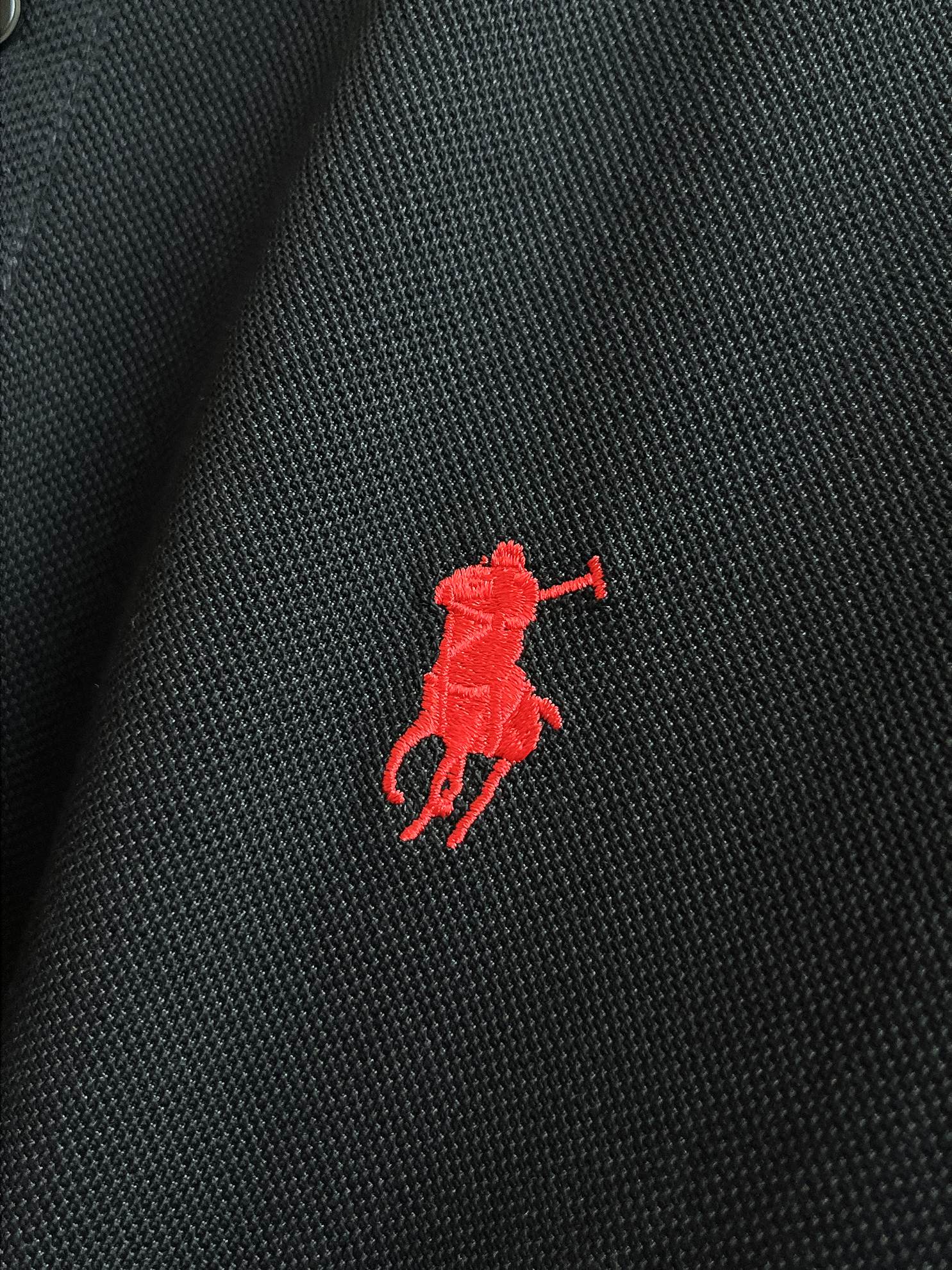 Polos