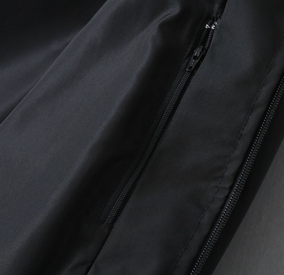 Hoodies & Sweatshirts