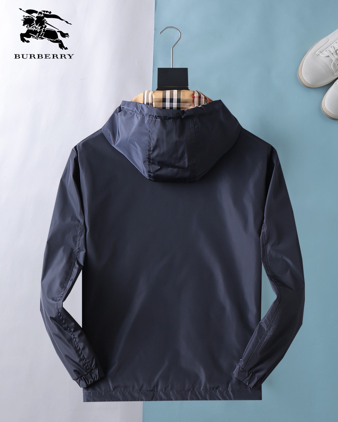 Hoodies & Sweatshirts