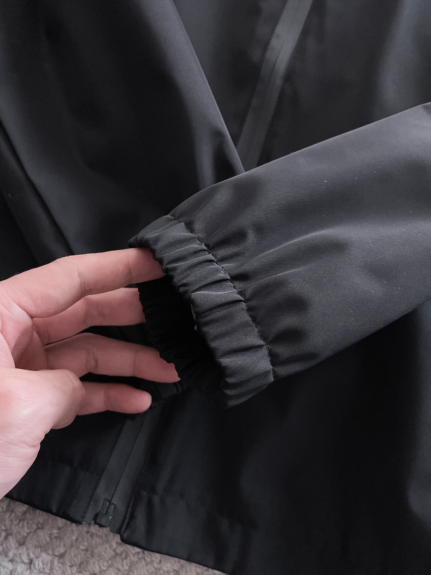 Hoodies & Sweatshirts