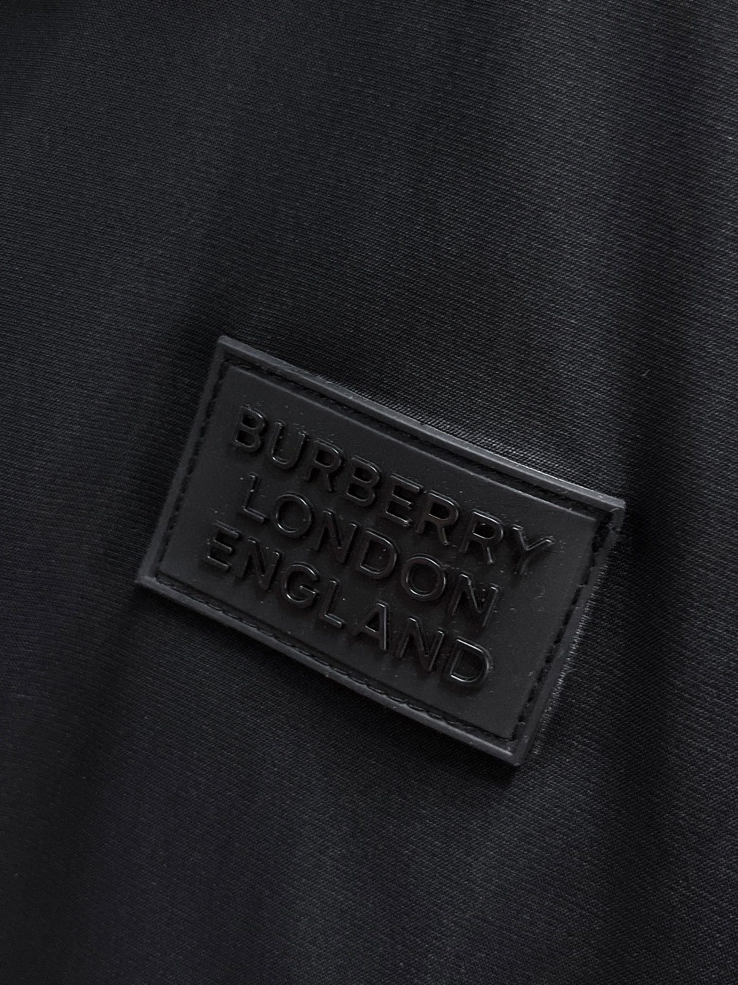 Hoodies & Sweatshirts