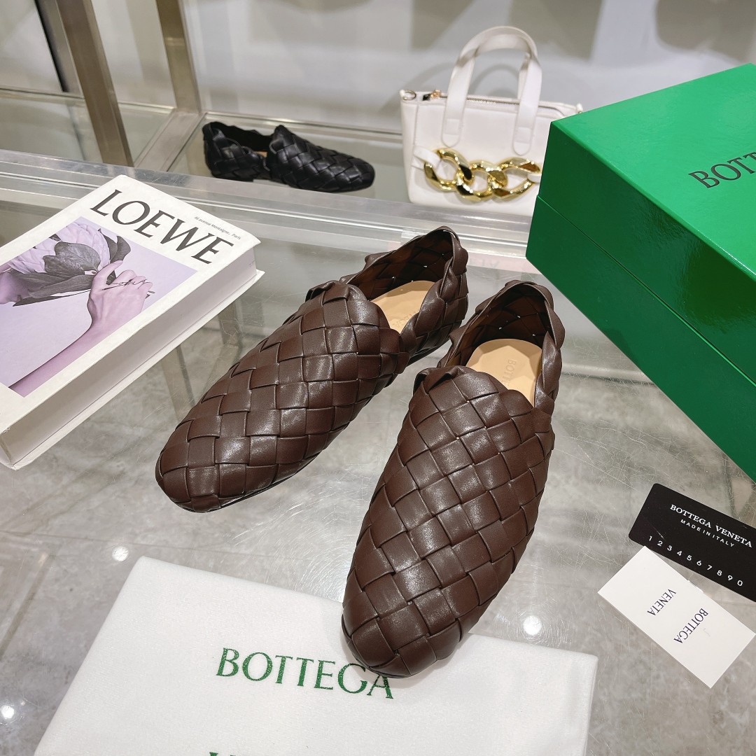 Womens shoes collection