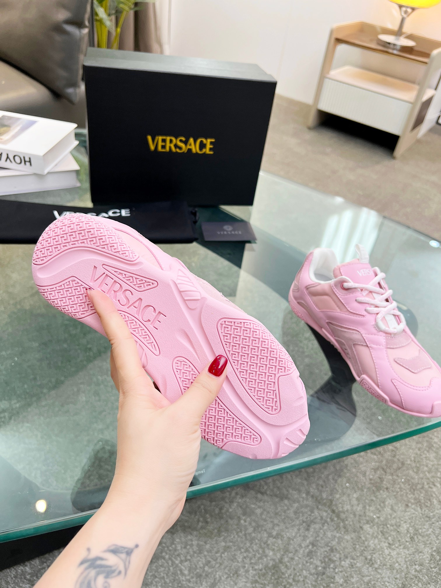 VersaceSHOES