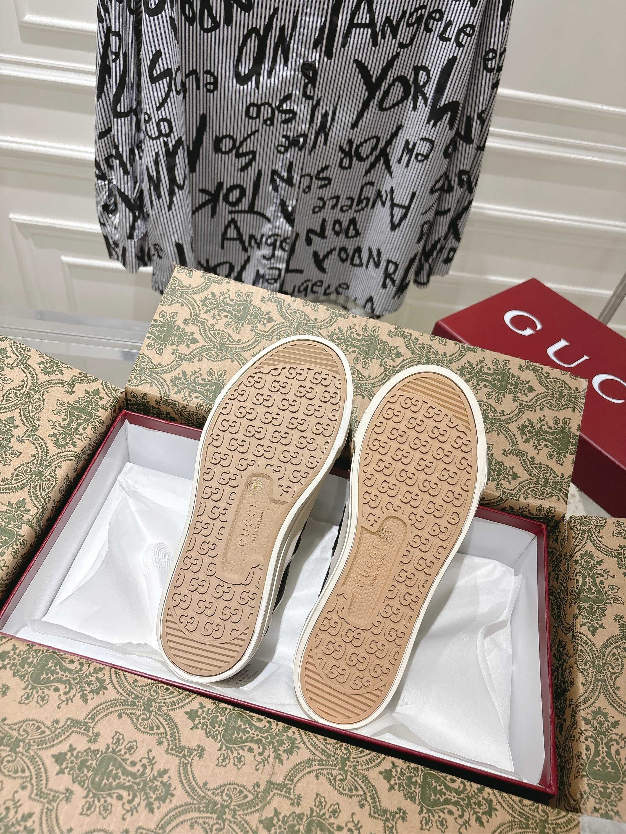 GucciShoes