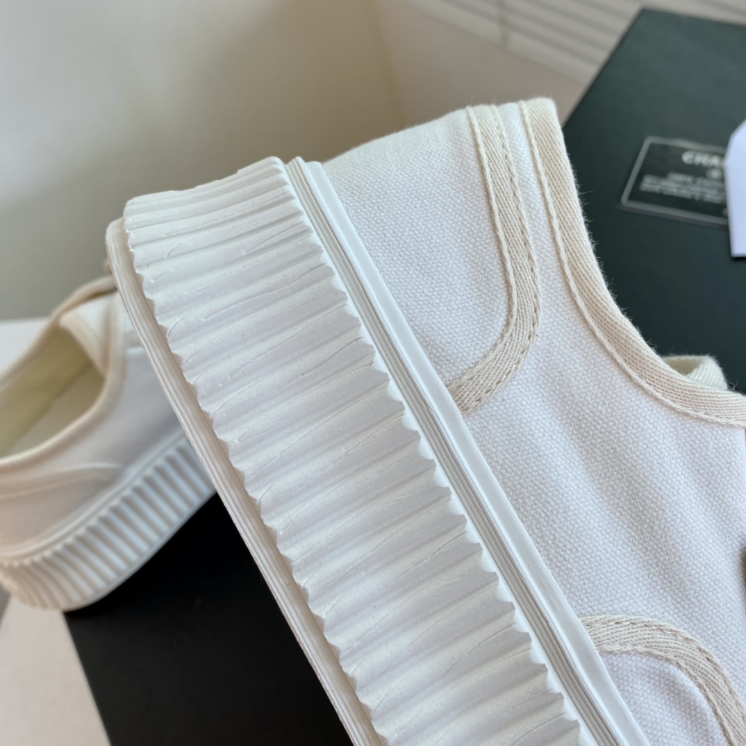 Womens shoes collection