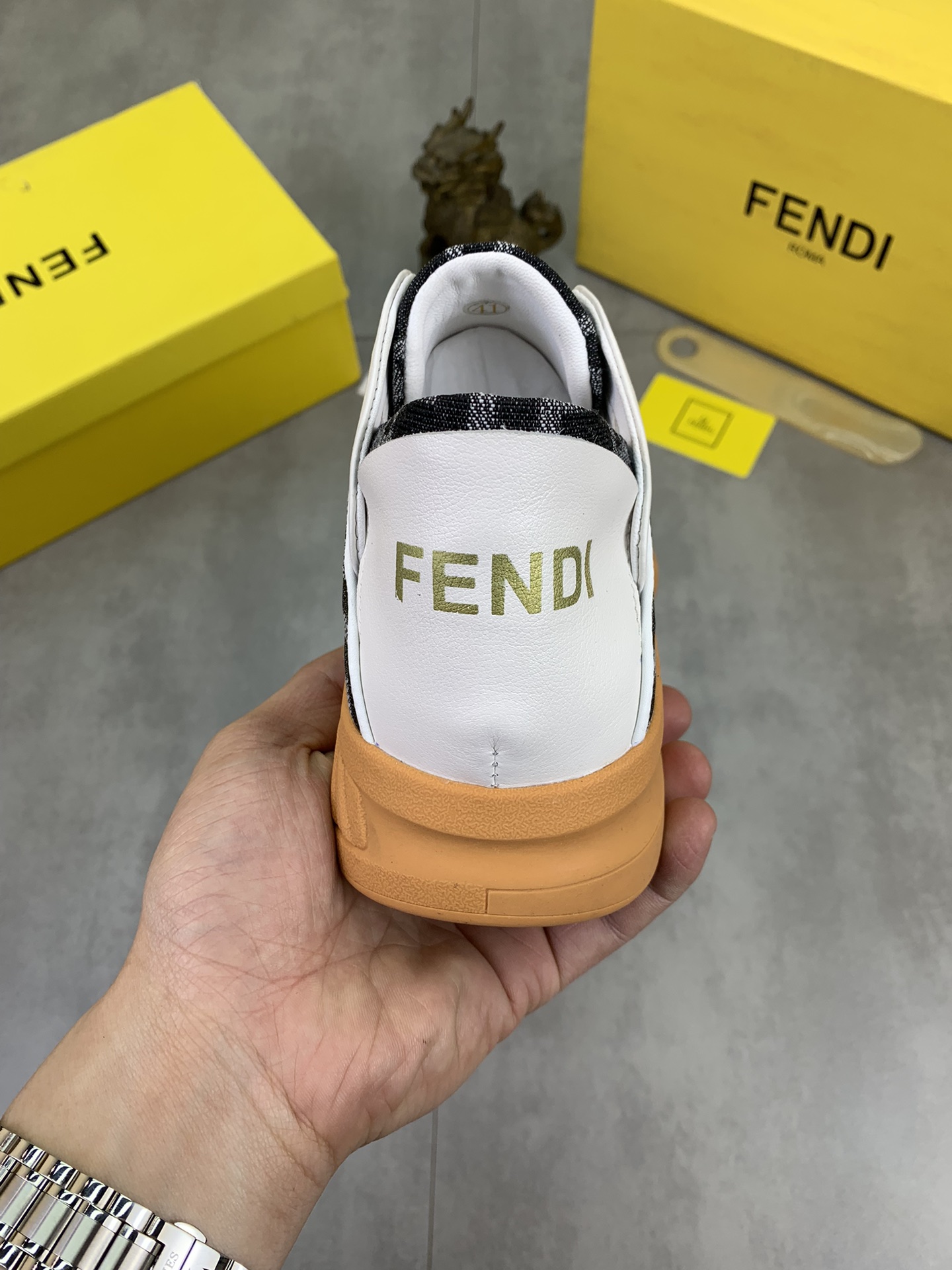 FendiSHOES