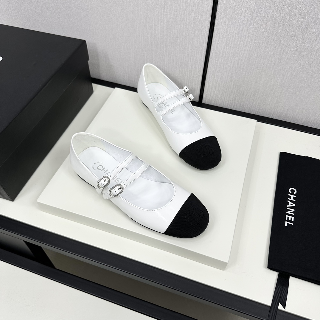 Womens shoes collection