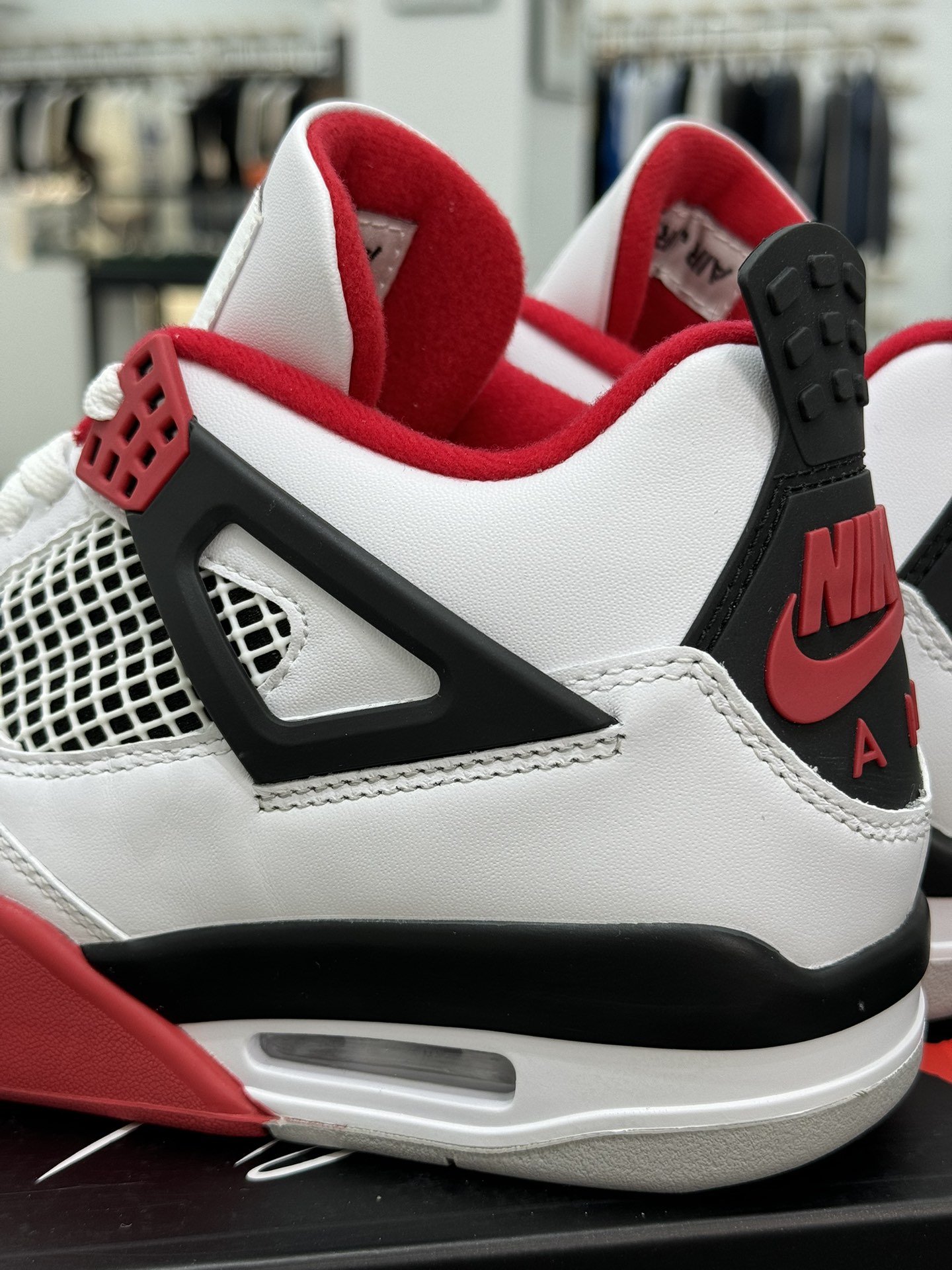 AirJordan4SHOES