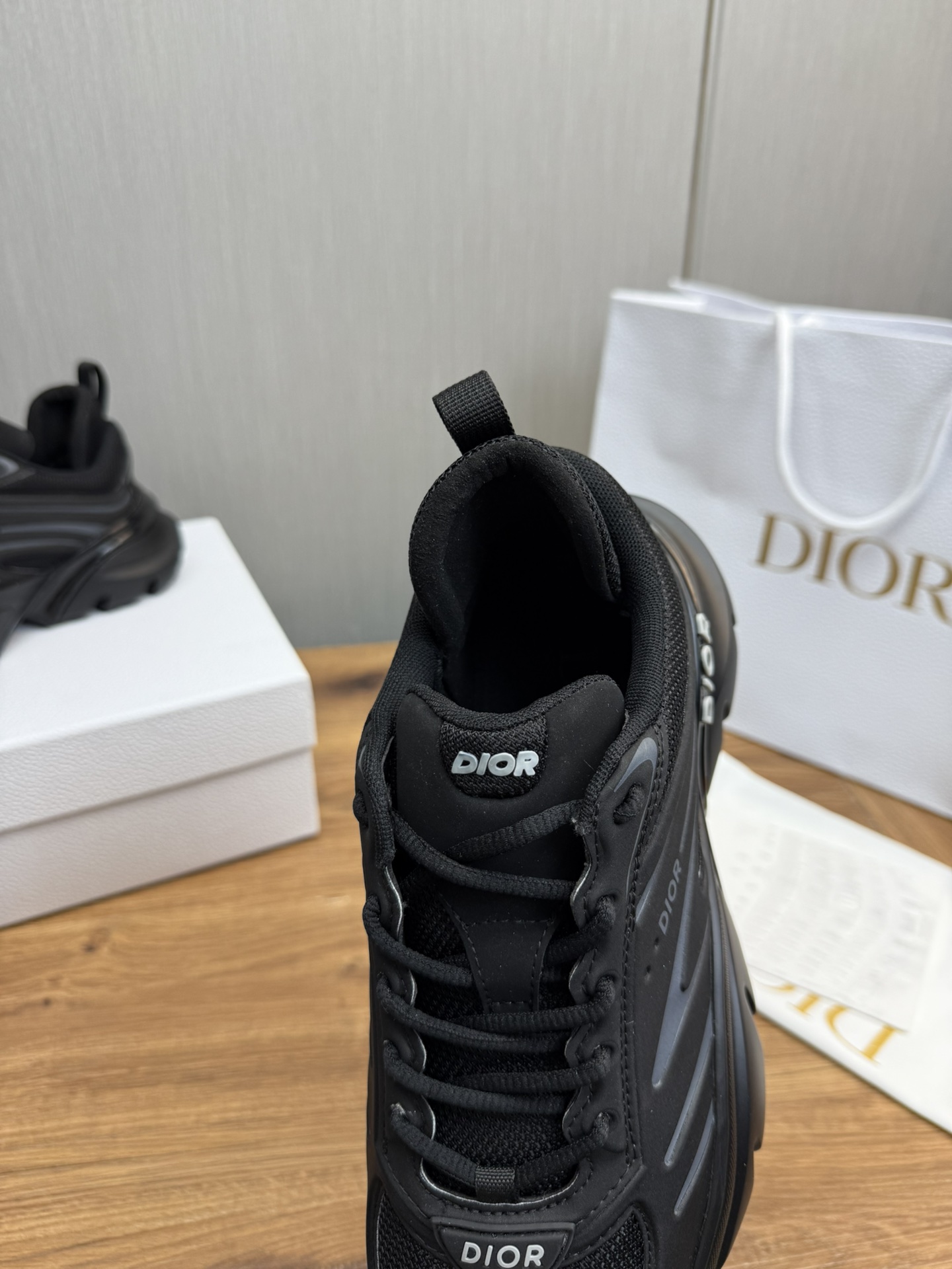 DiorSHOES