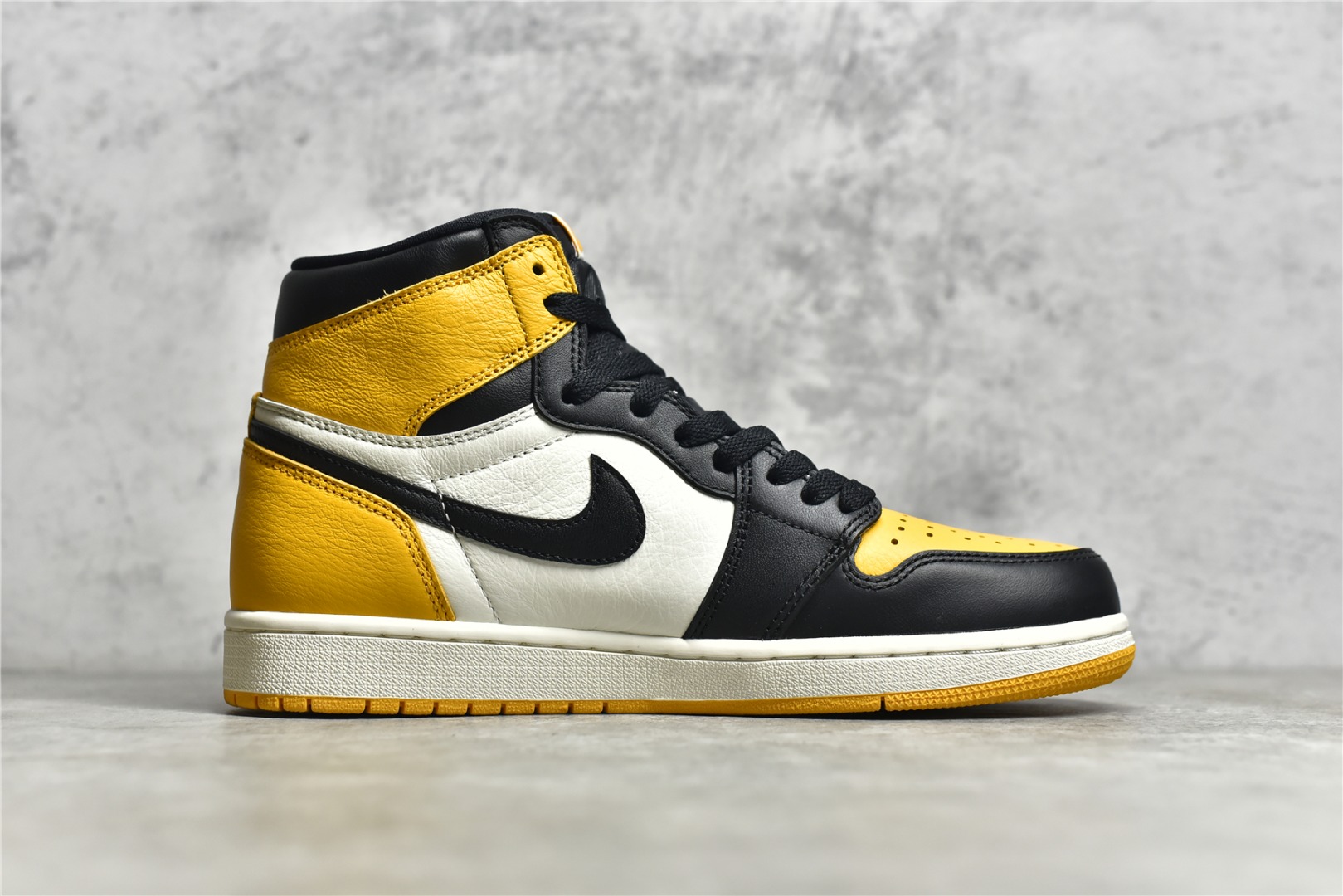 AirJordan1HighSHOES