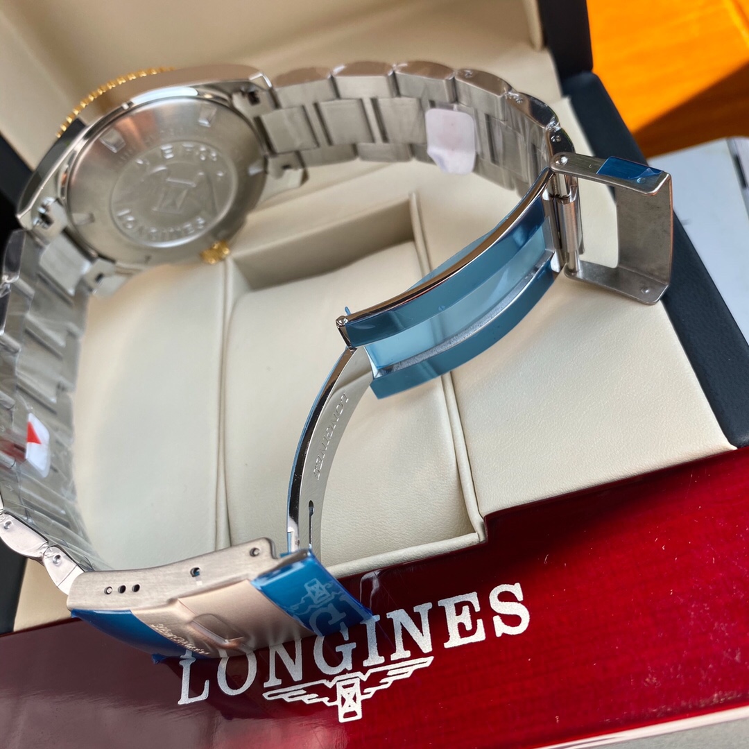 LONGINES