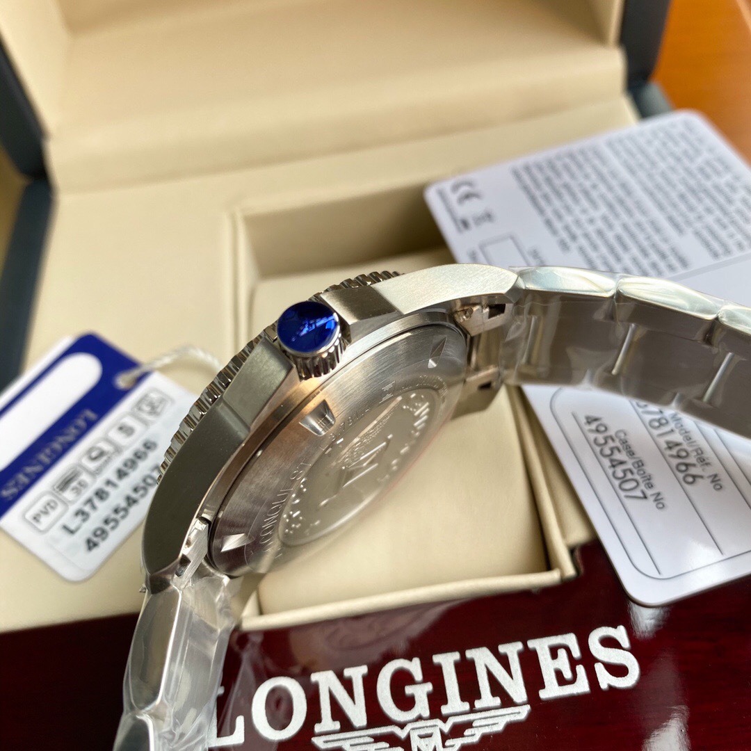 LONGINES