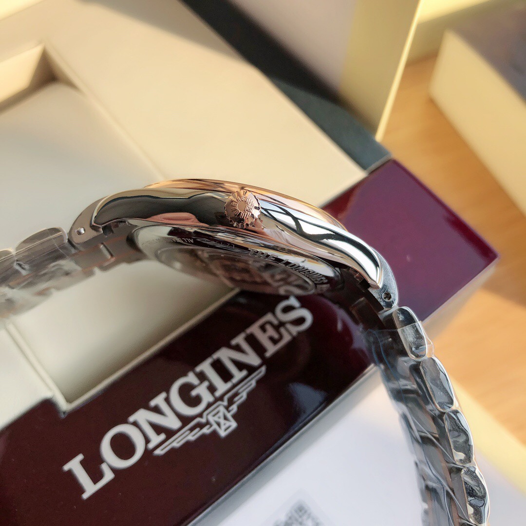 LONGINES