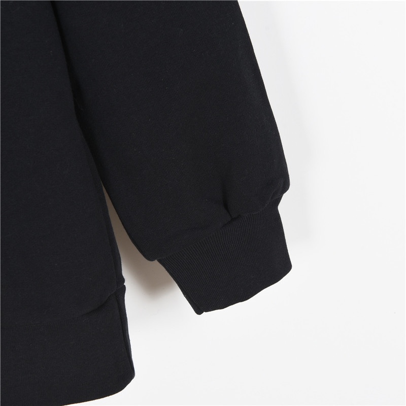 Hoodies & Sweatshirts